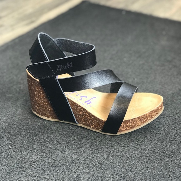 Blowfish Shoes - Blowfish Wedges New in box